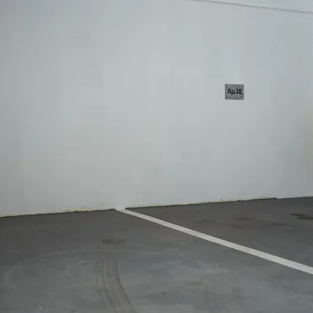 Appartement Invest Centrum Park 18 *