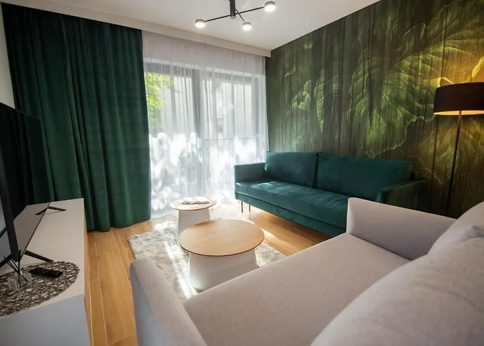 Invest Centrum Park 18 *